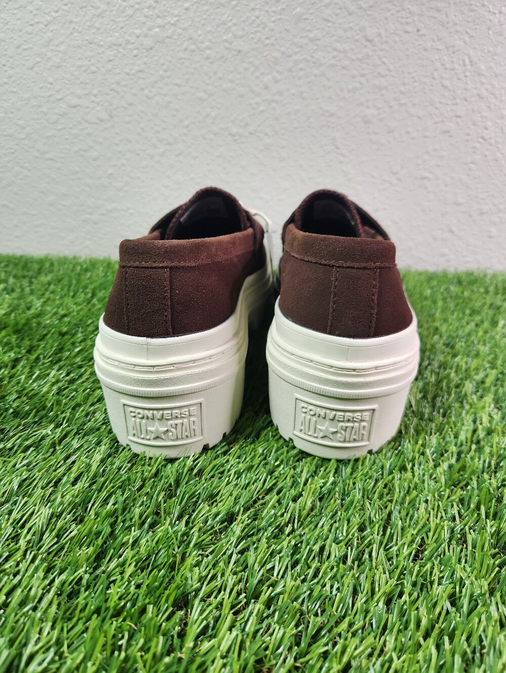 Converse Chuck Taylor All Star Lugged Heel Loafer Platform Womens Size 9.5 - Picture 6 of 8